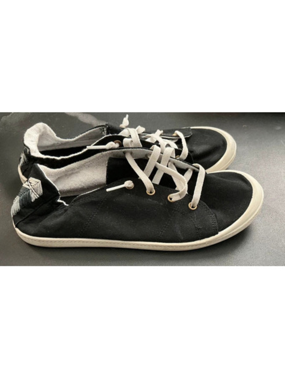 Time and Tru Scrunch Back Slip On Sneakers